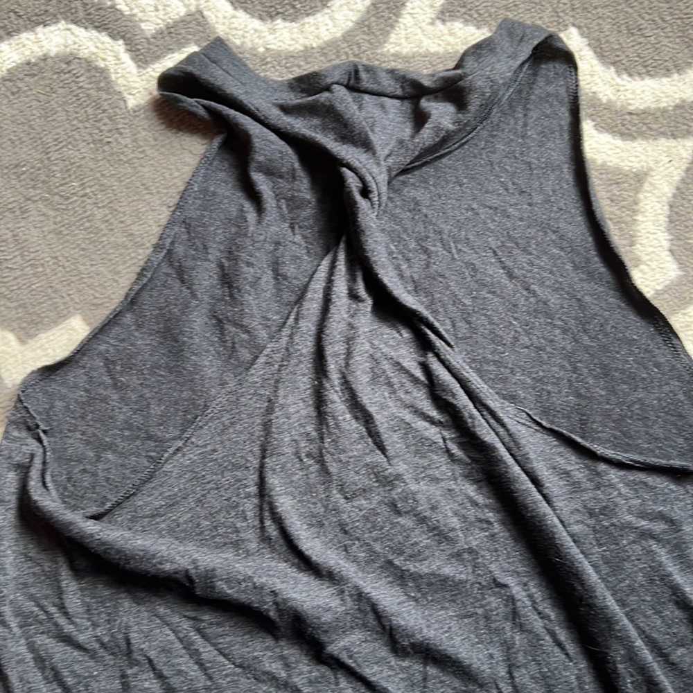 VS Pink cut off twist back tank - Picture 3 of 3